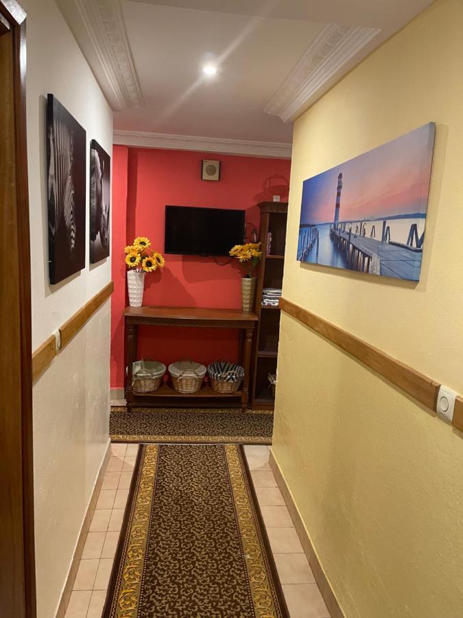 Homestay Appartement 2 Chambres Yaoundé Esterno foto